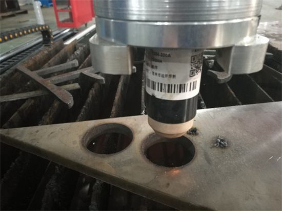 Industriāla jauna tipa lokšņu metāla pārnēsājama CNC plazmas griešanas mašīna