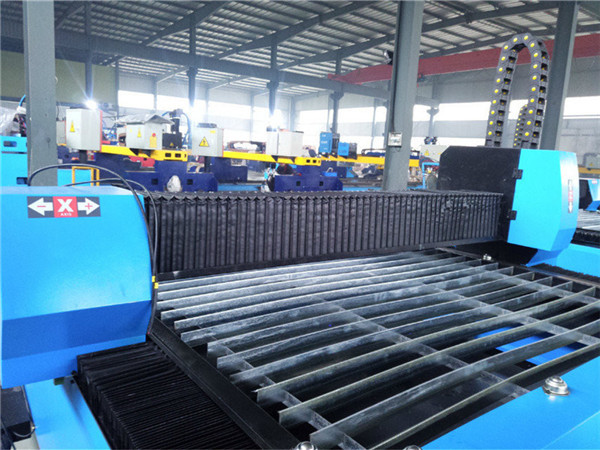 Ķīna Jiaxin metāla griešanas mašīna tērauda / dzelzs / plazmas asu mašīnu / CNC plazmas griešanas mašīnas cenu