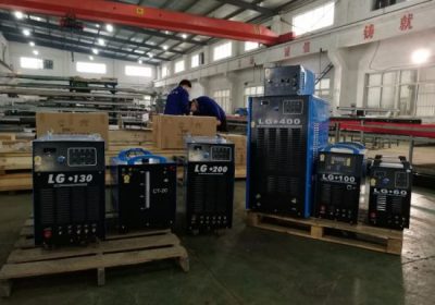 Ūdens tvertne profesionāla rūpnīcas piegāde plazmas griešanas mašīna CNC plazmas galdiņš
