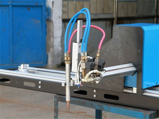 Pārnēsājamā CNC plazmas griešanas mašīna ir pieejama