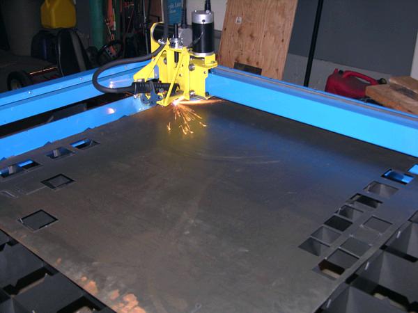 Automātiska portatīvo CNC plazmas griešanas mašīnas cena ar Fastcam ligzdošanas programmatūru