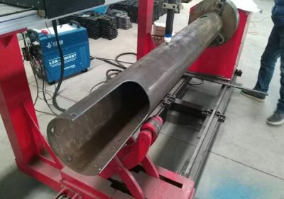 CNC plazmas un liesmas tērauda loksnes alumīnija plāksnes griešanas mašīna